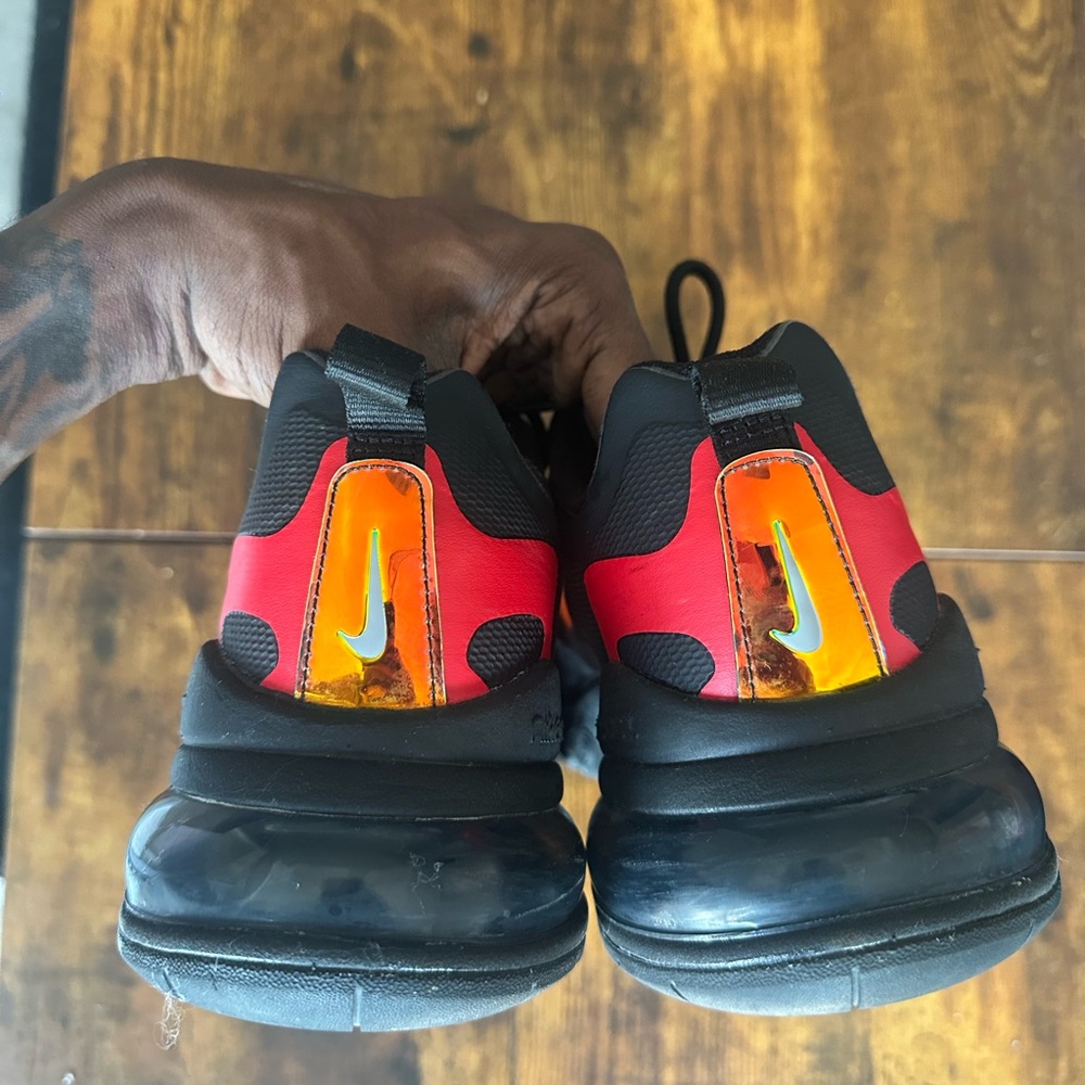 Nike Air Max 270 React - image 4